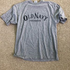 ⭐️2 FOR 5⭐️Vintage grey old navy shirt